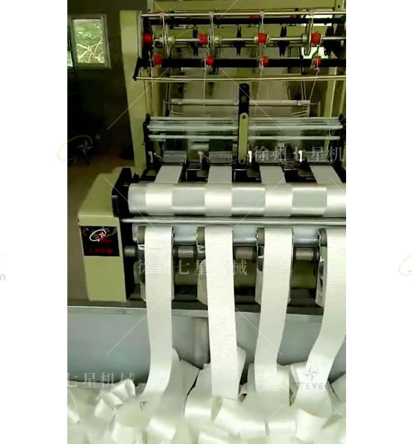 4-80型無(wú)梭機(jī)